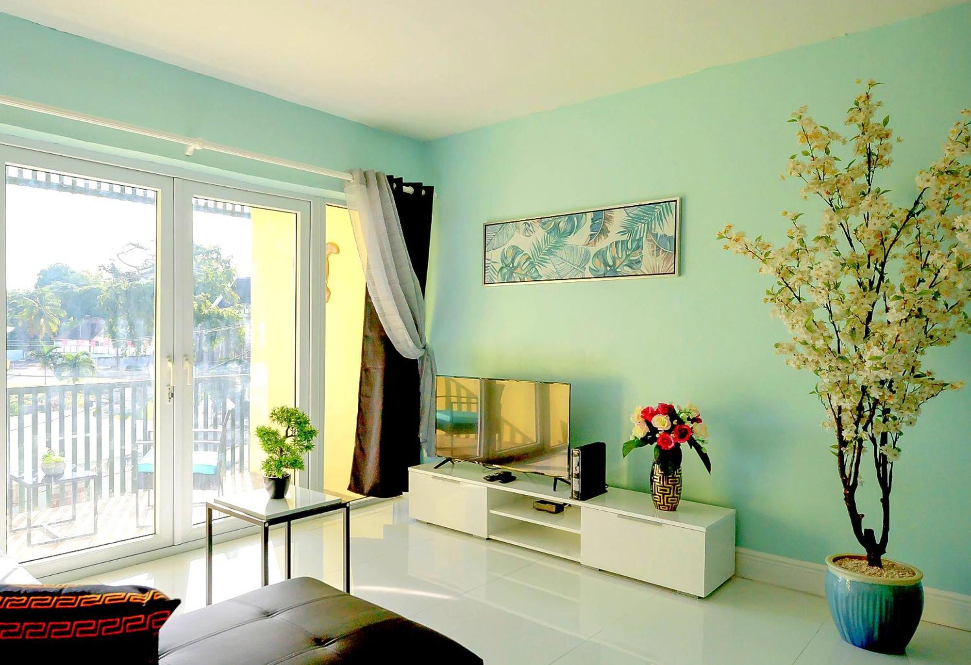 Lovely Apartment Near Beach, Downtown, 24H Security, Pool Nassau Bagian luar foto
